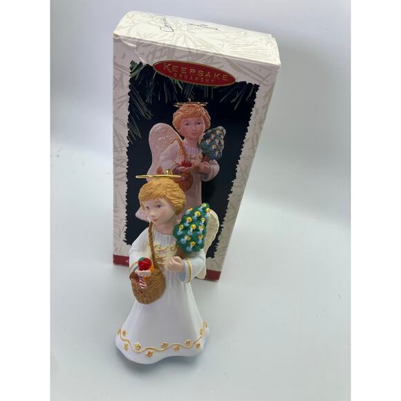 Hallmark Christkindl Christmas Visitors Keepsake Ornament Angel Collector's - Picture 1 of 10